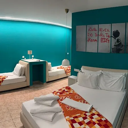 Капсульный отель Calypso 2*