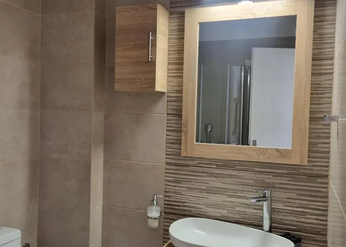 מלון קפסולה Calypso 2*